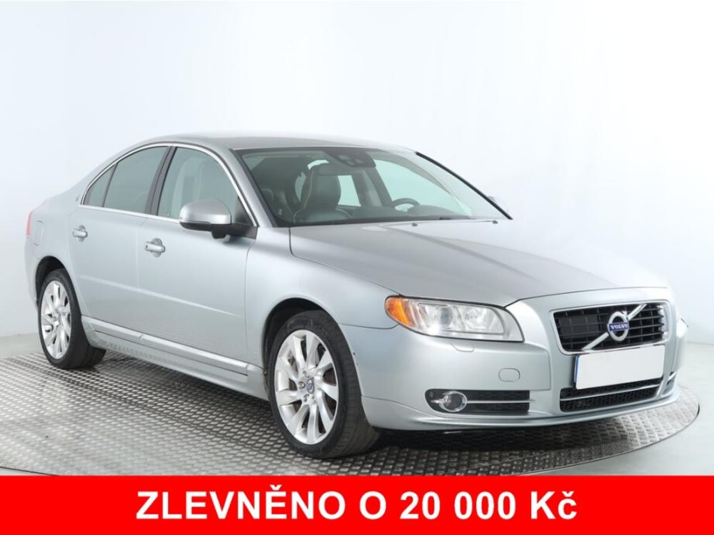 Prodm Volvo S80 2.4 D5 AWD, NOV CENA, 4X4