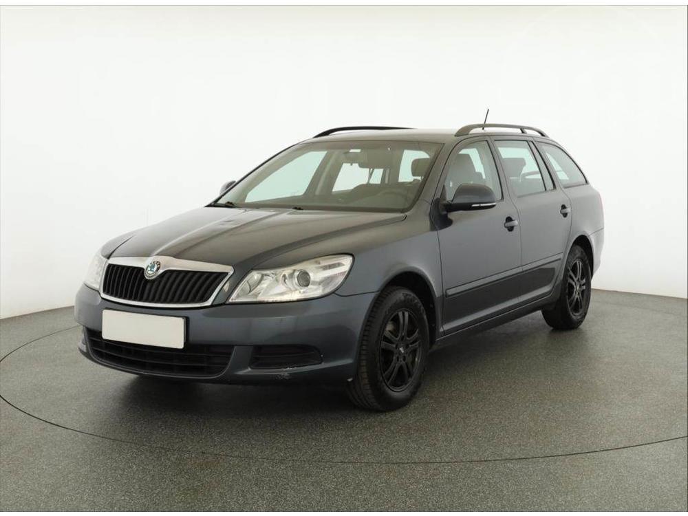 koda Octavia 1.6 TDI, Serv.kniha, Klima