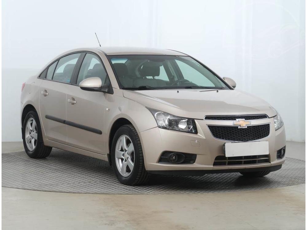 Prodm Chevrolet Cruze 1.8 i 16V, R,2.maj, Klima