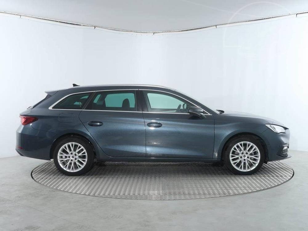 Seat Leon 1.5 eTSI, Automat, R,1.maj