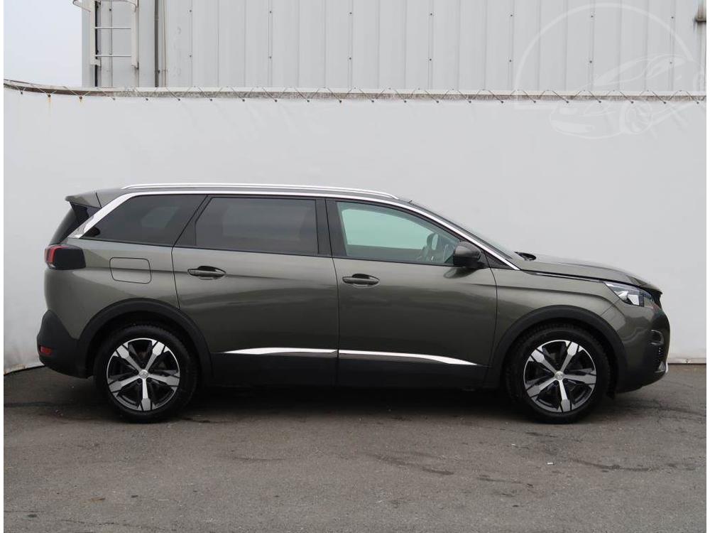 Peugeot 5008 PureTech 130, 7mst