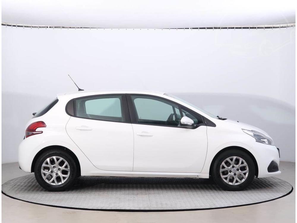 Peugeot 208 1.2 PureTech, R,1.maj