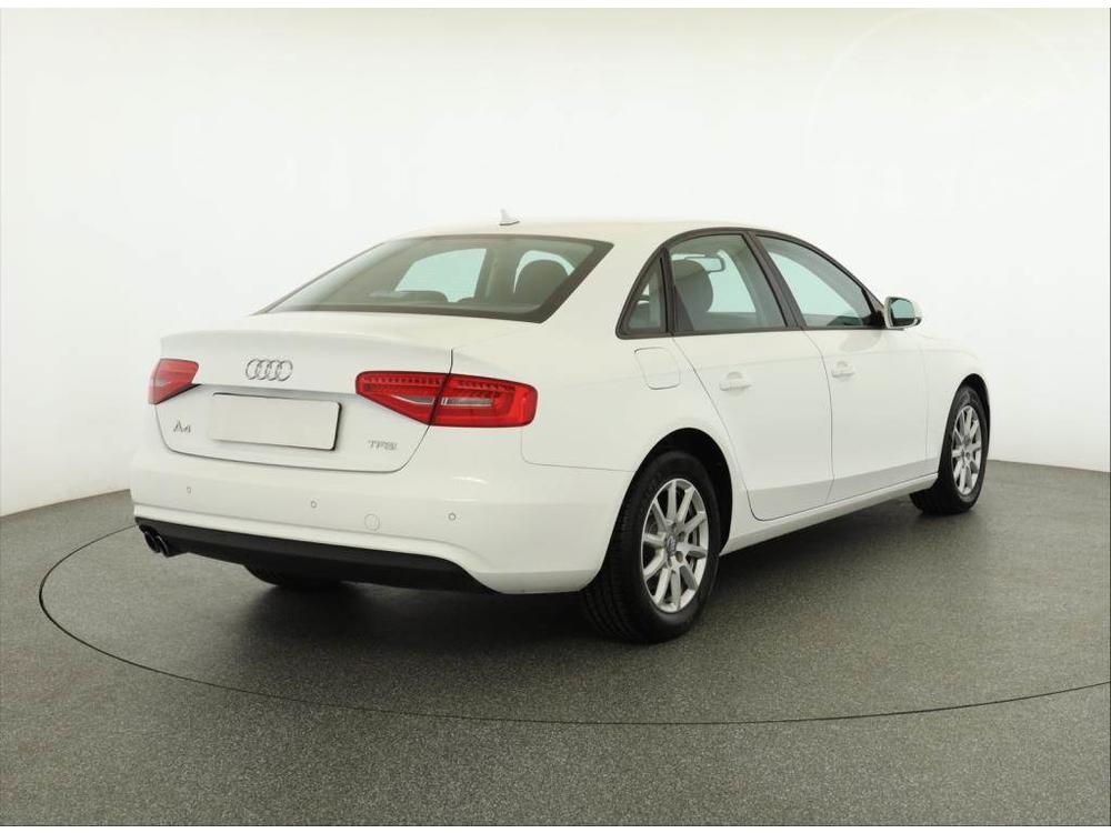 Audi A4 1.8 TFSI, R,1.maj