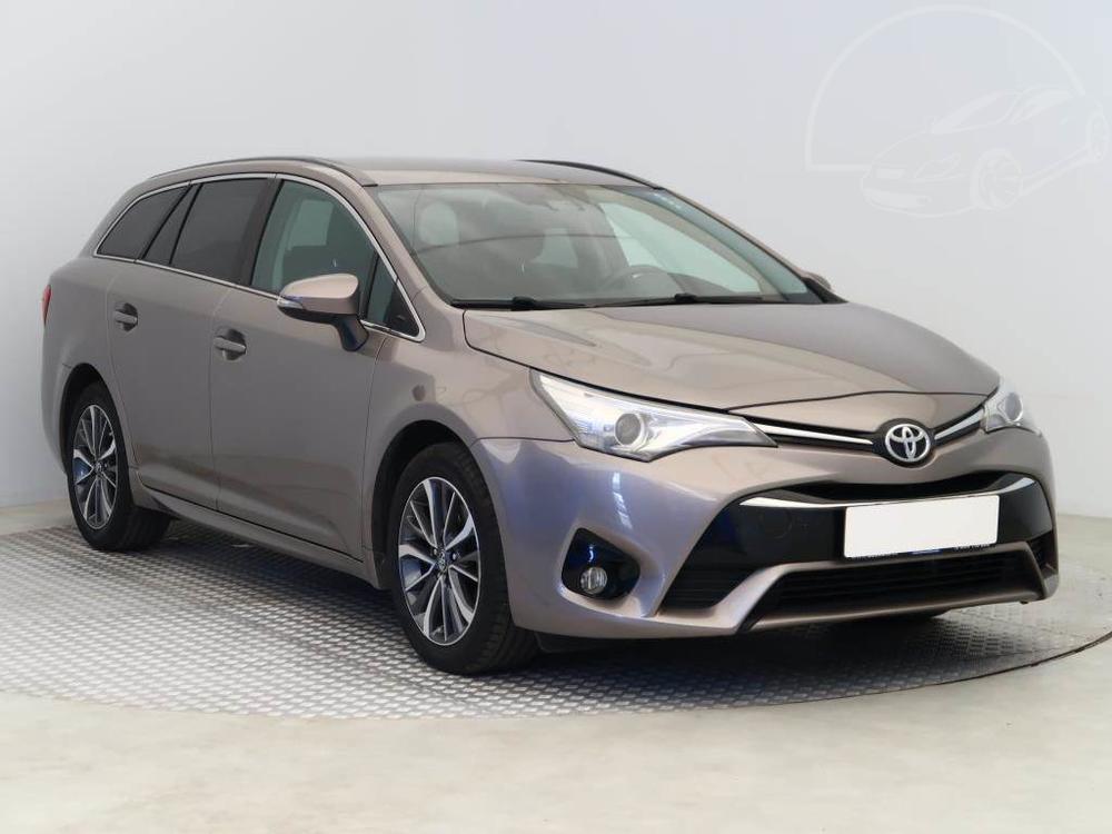 Prodm Toyota Avensis 2.0 D-4D, Serv.kniha, Navi