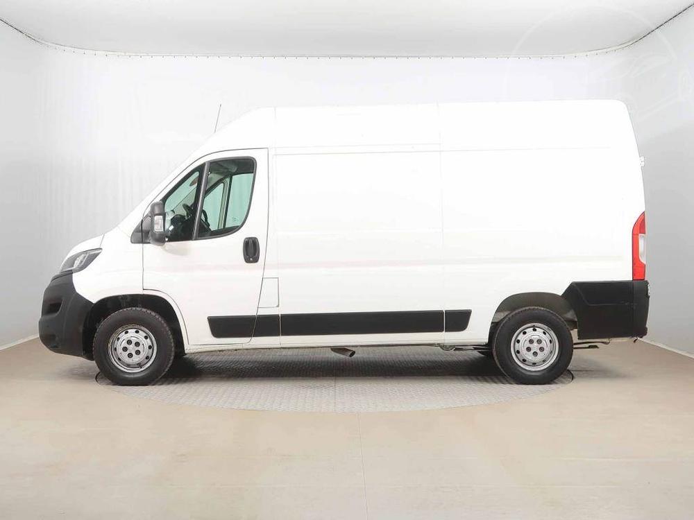 Peugeot Boxer 2.2 BlueHDi, L2H2, Furgon