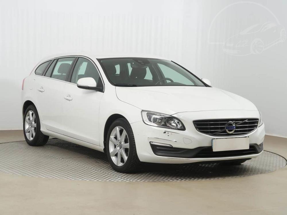 Prodm Volvo V60 D2 2.0, R,2.maj, Serv.kniha