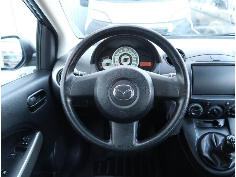 Mazda 2 1.3 i, R,1.maj, po STK