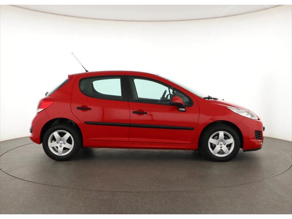 Peugeot 207 1.4, R,2.maj, El. okna