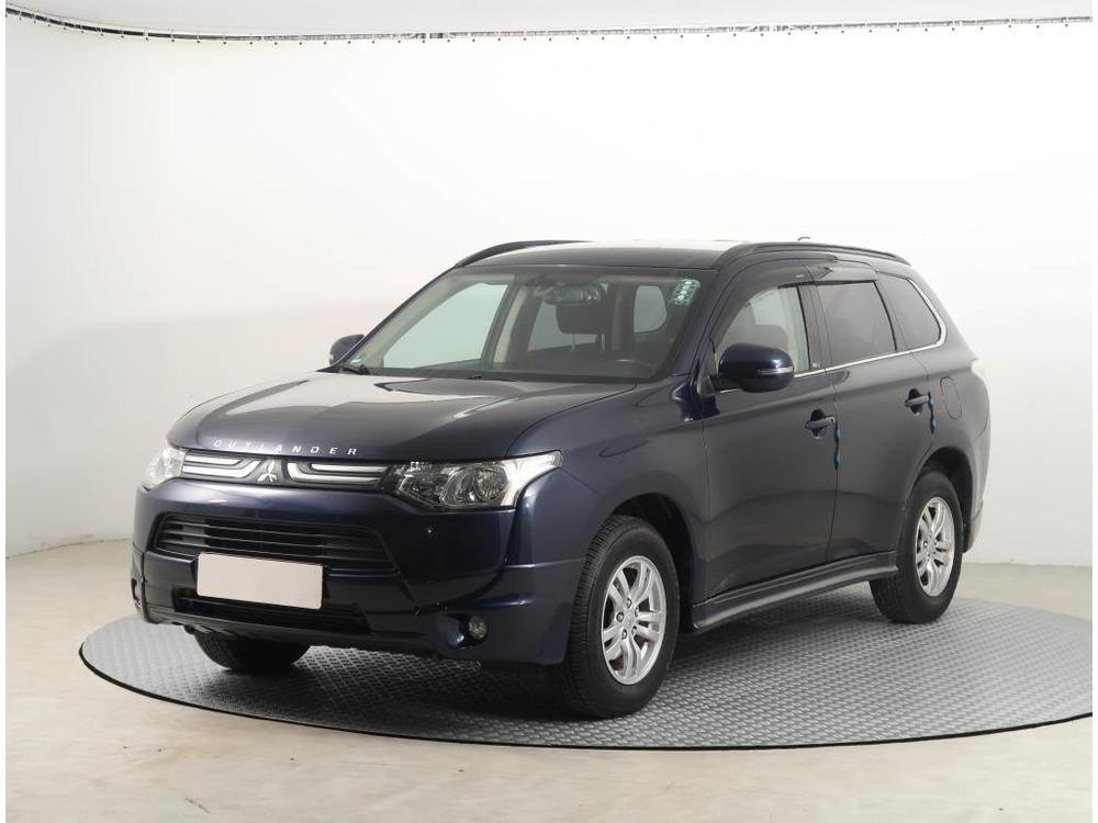 Mitsubishi Outlander 2.2 DI-D, 4X4