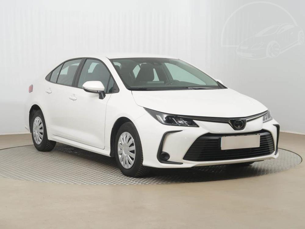 Prodm Toyota Corolla 1.5 VVT-i, R,1.maj