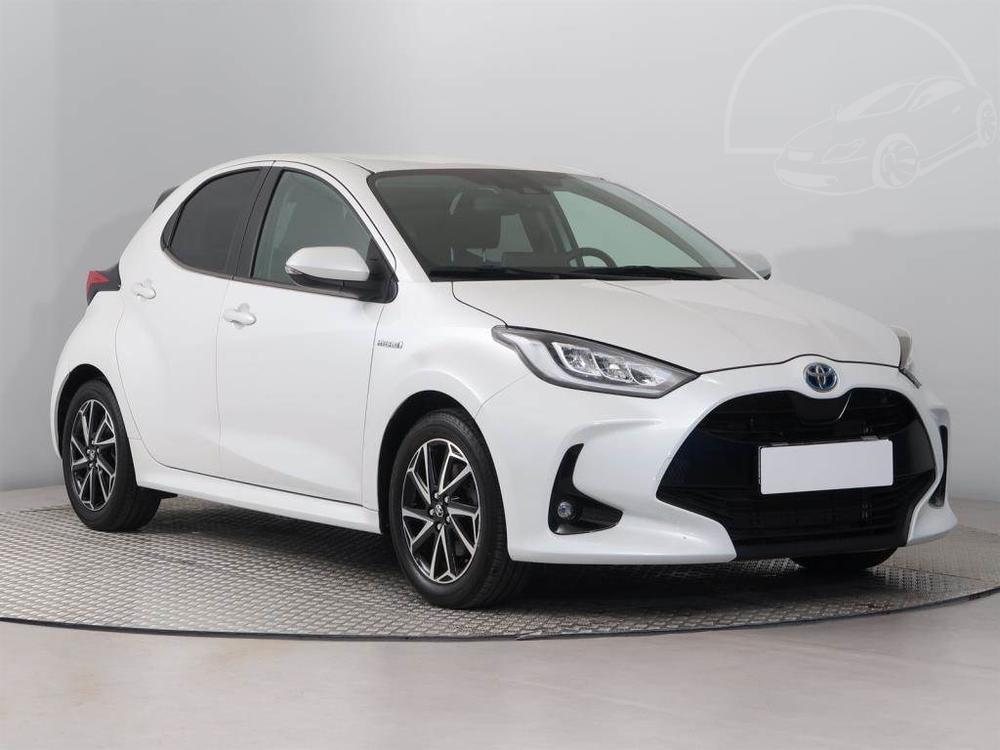 Prodm Toyota Yaris 1.5 VVT-i Hybrid, Automat