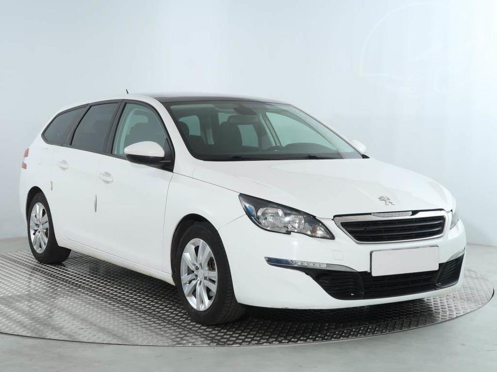 Prodm Peugeot 308 1.6 HDi, Serv.kniha, Navi