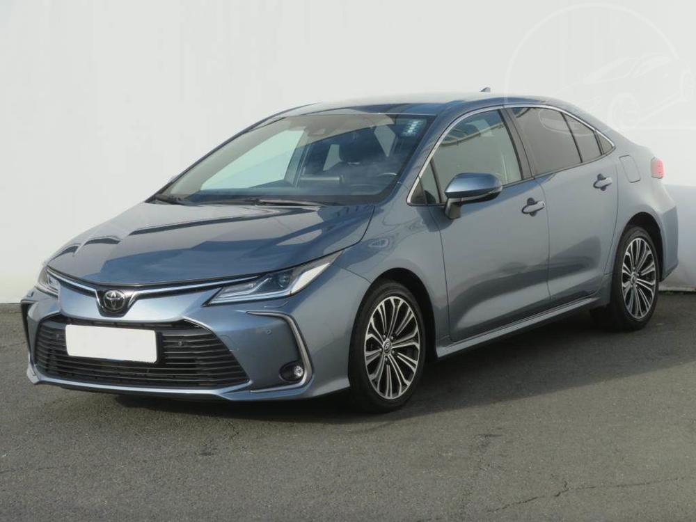 Toyota Corolla 1.6 Valvematic, Serv.kniha