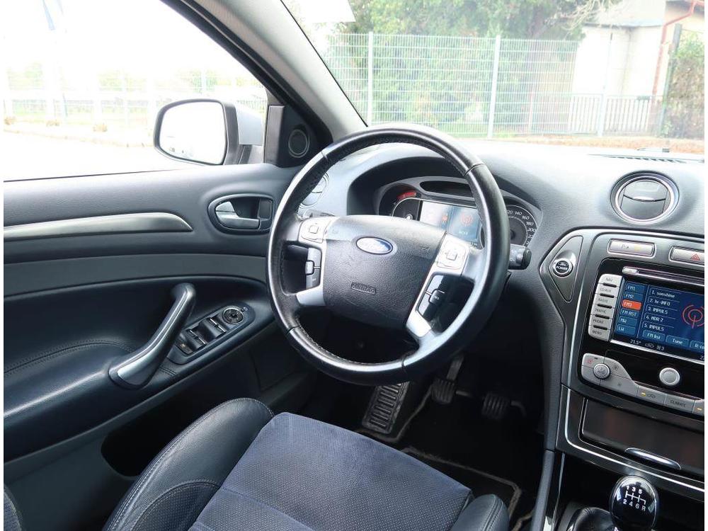 Ford Mondeo 2.2 TDCI, Navi, Koen sedaky