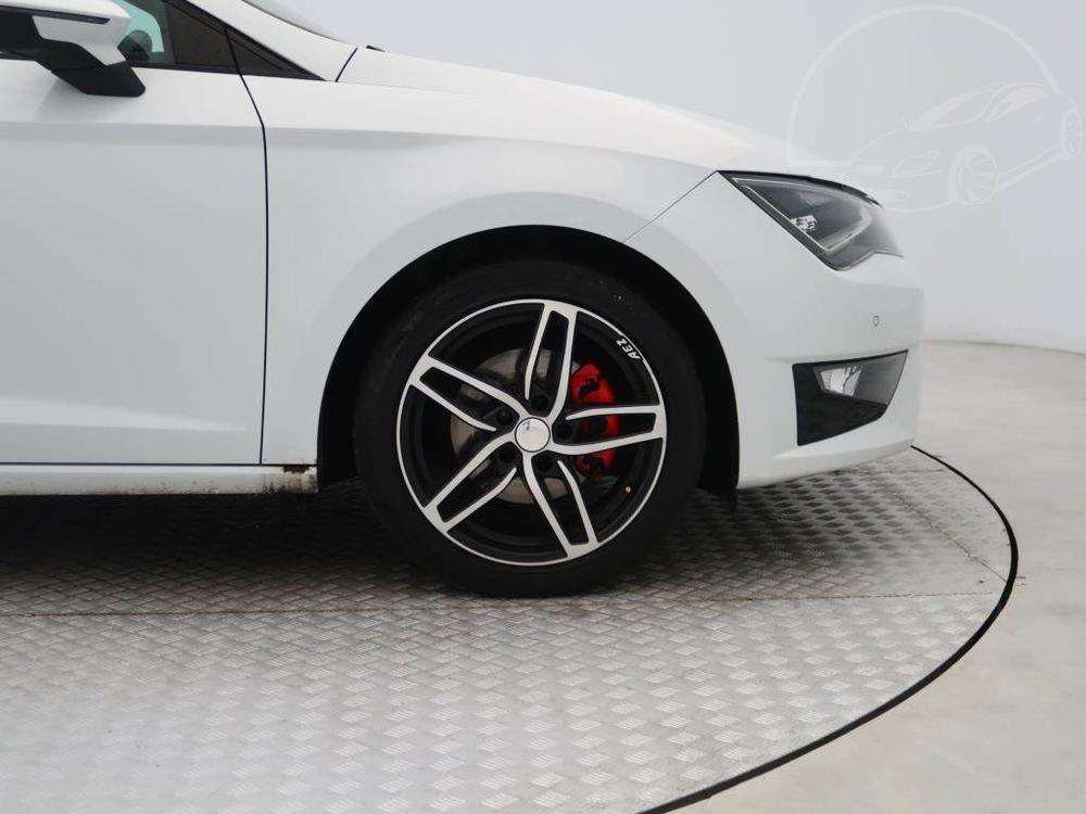 Seat Leon 2.0 TDI, Serv.kniha, Navi