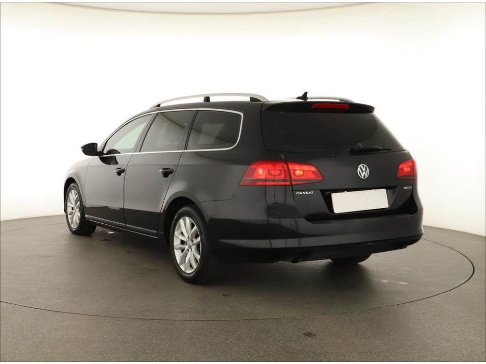 Volkswagen Passat 1.6 TDI, Navi