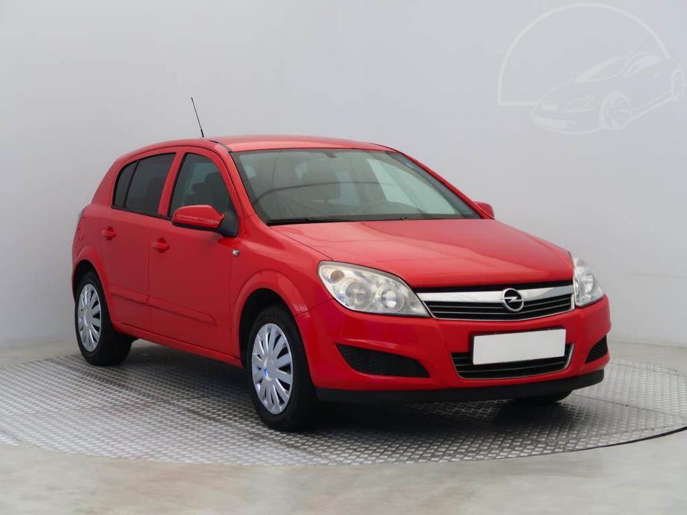 Prodm Opel Astra 1.9 CDTI, oblben vz