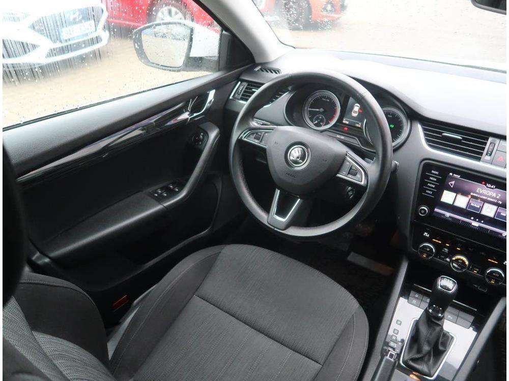 koda Octavia 1.5 TSI, Automat, Serv.kniha