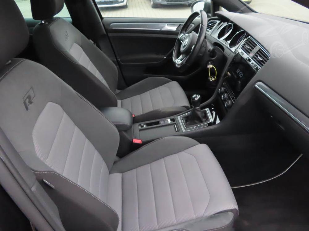 Volkswagen Golf 1.4 TSI, Automatick klima