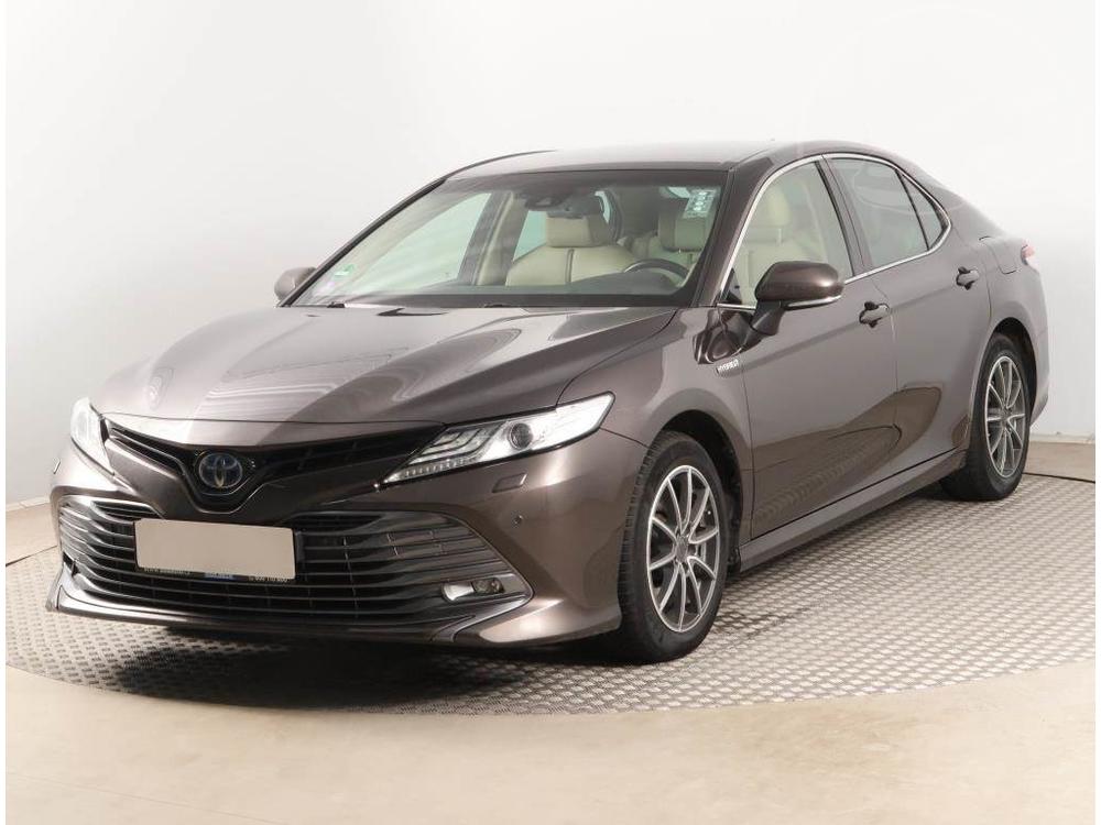 Toyota Camry 2.5 Hybrid, Executive, Automat