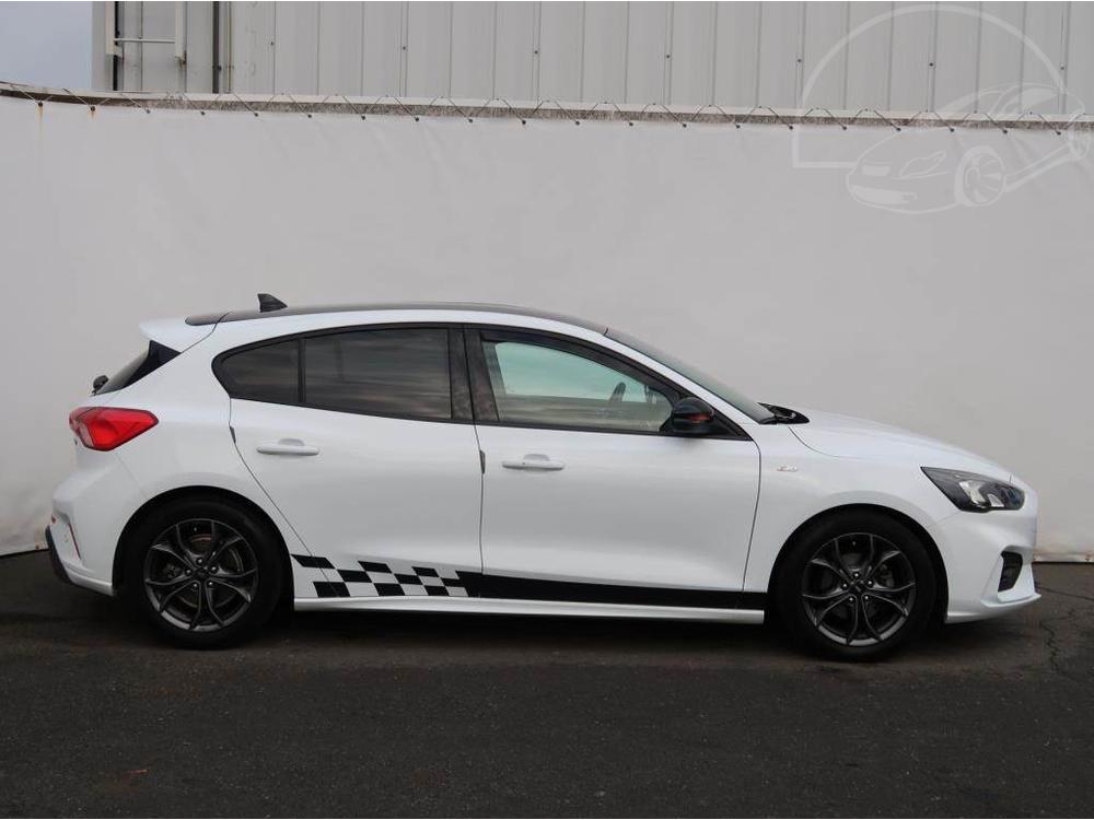 Ford Focus 1.0 EcoBoost, ST-Line, R