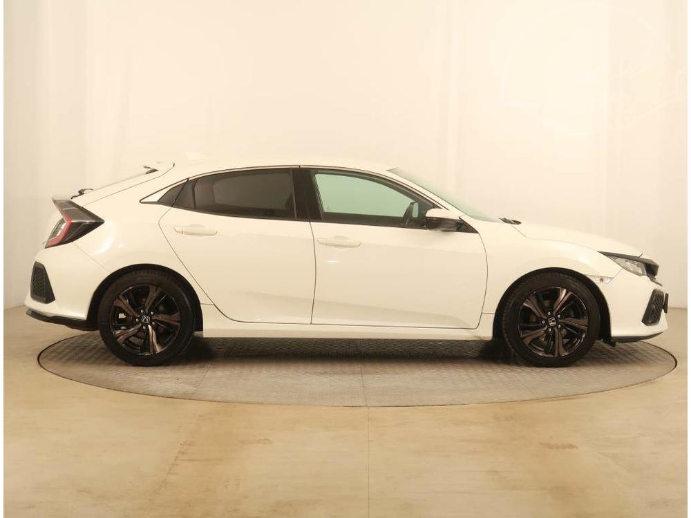 Prodm Honda Civic 1.0 VTEC Turbo, NOV CENA, R