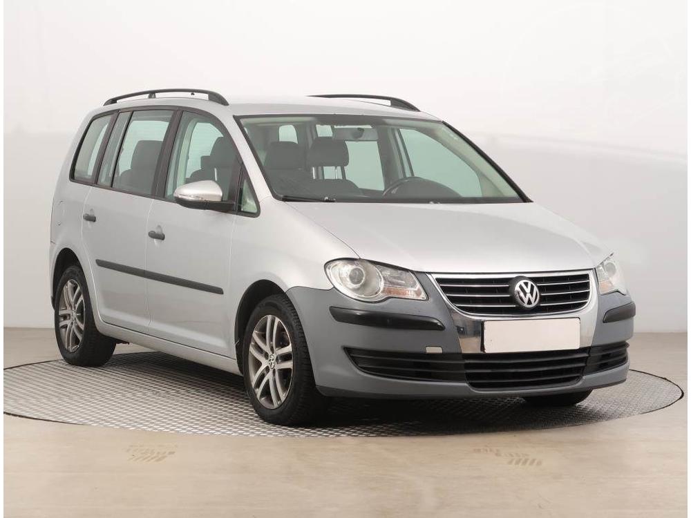 Prodm Volkswagen Touran 1.9 TDI, Navi