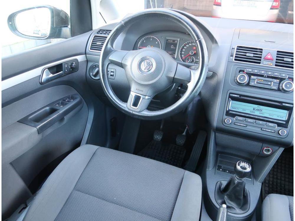 Volkswagen Touran 1.6 TDI, NOV CENA, 7mst