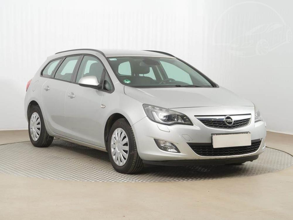 Prodm Opel Astra 1.7 CDTI, Tan