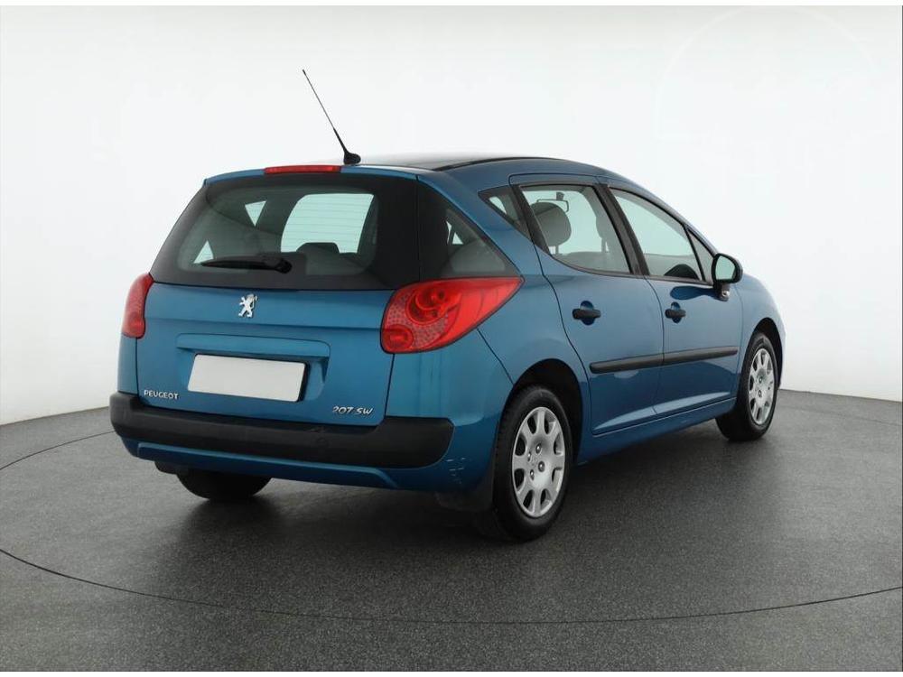 Peugeot 207 1.4, R,2.maj, Serv.kniha