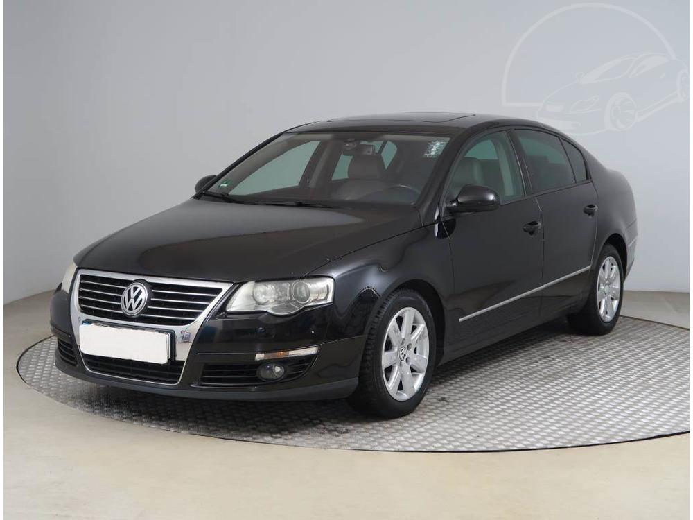 Volkswagen Passat 2.0 TDI, Serv.kniha, Navi