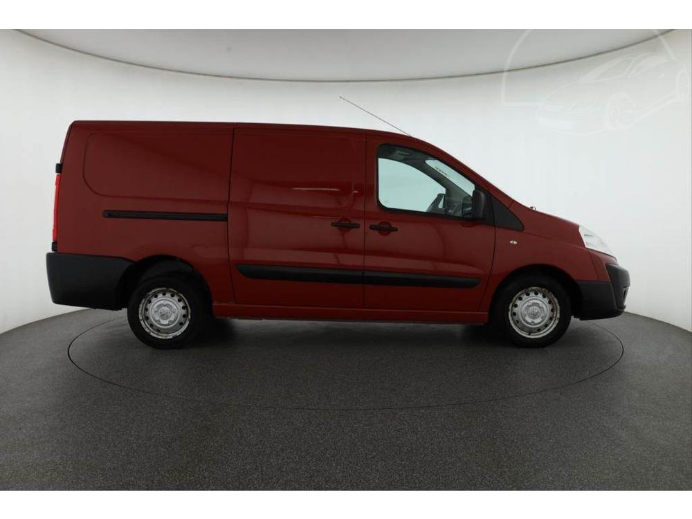 Peugeot Expert , 2.9 t, L2H1, Nov v R