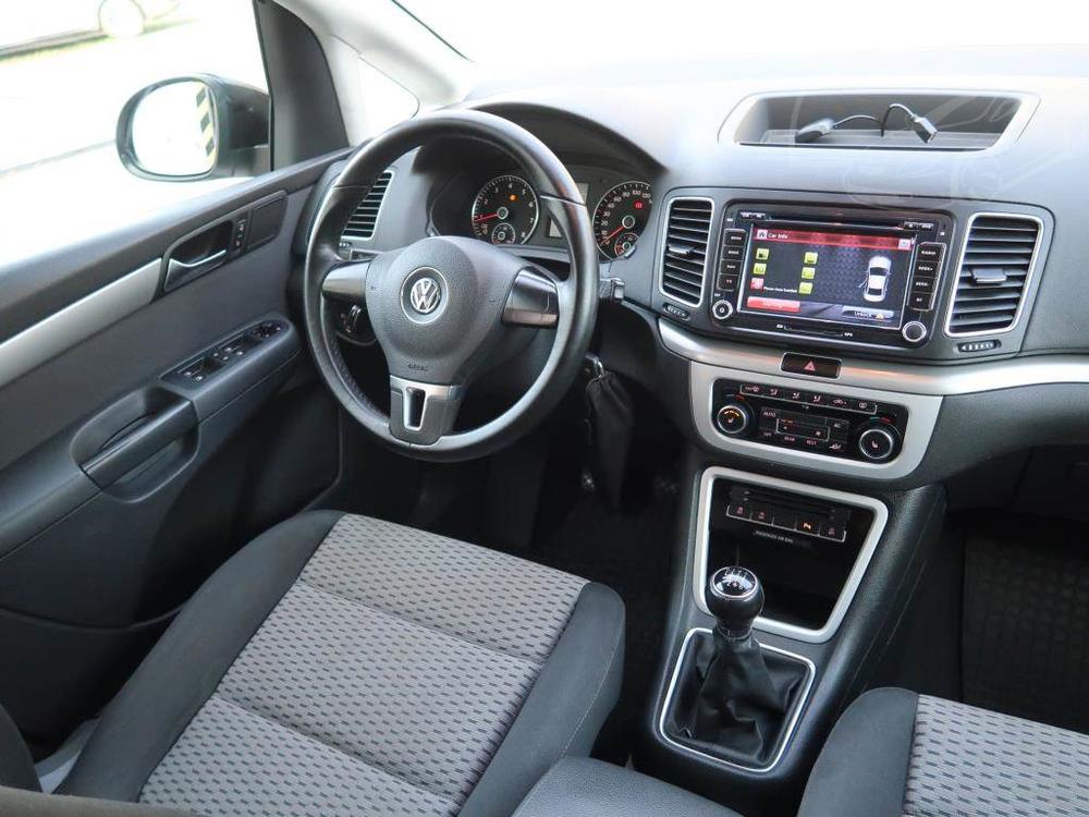 Volkswagen Sharan 1.4 TSI, Serv.kniha, Navi