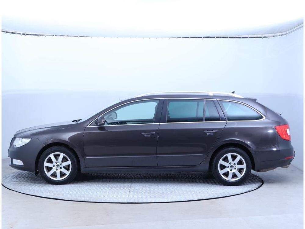 koda Superb 2.0 TDI, Navi