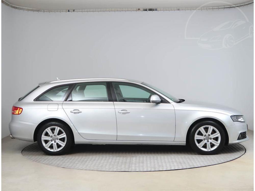 Audi A4 2.0 TFSI, 4X4, Serv.kniha