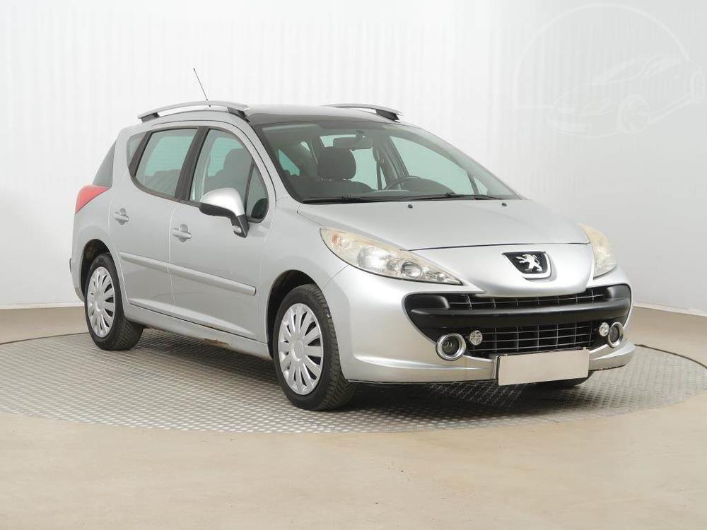 Prodm Peugeot 207 1.6 HDi, za skvlou cenu