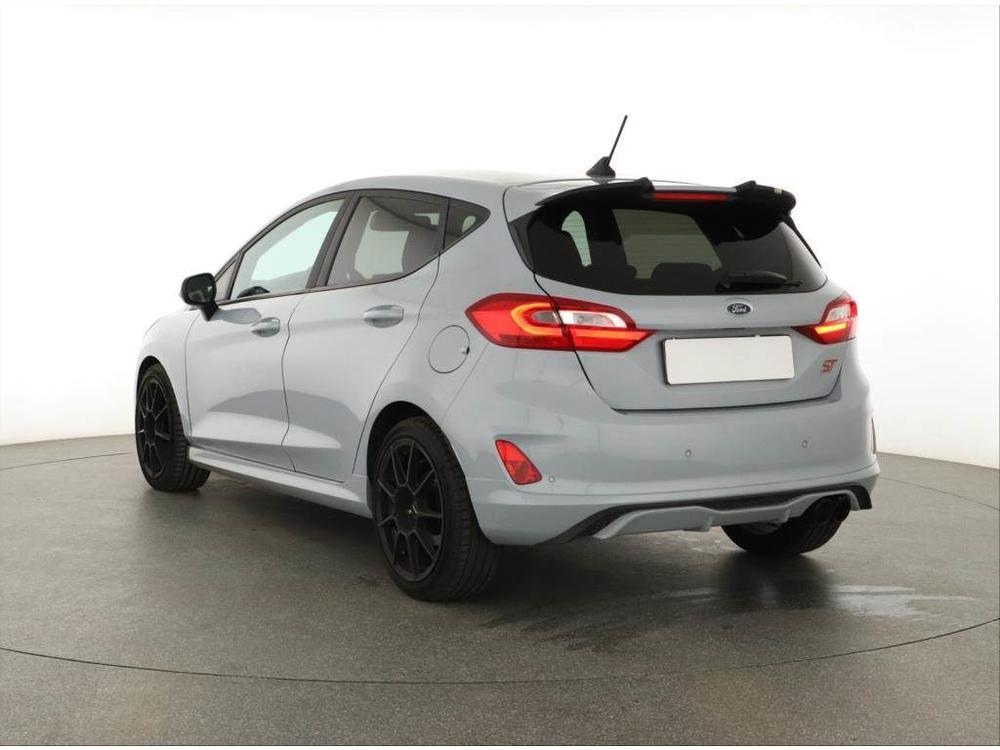 Ford Fiesta ST, R,2.maj, Serv.kniha