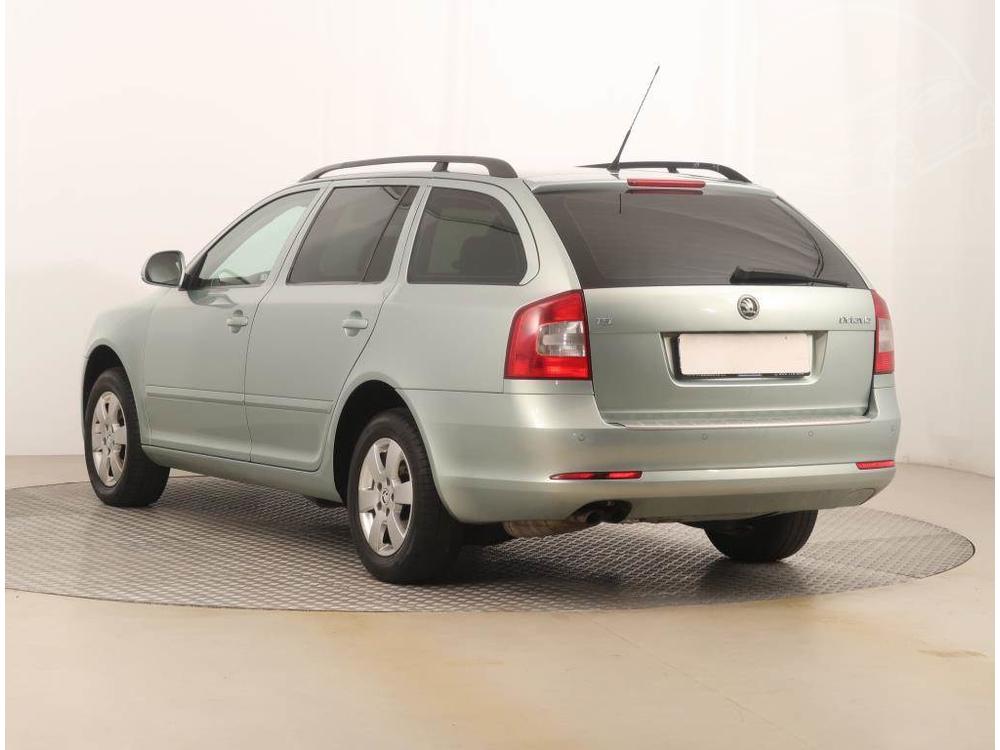 koda Octavia 1.4 TSI, Xenony