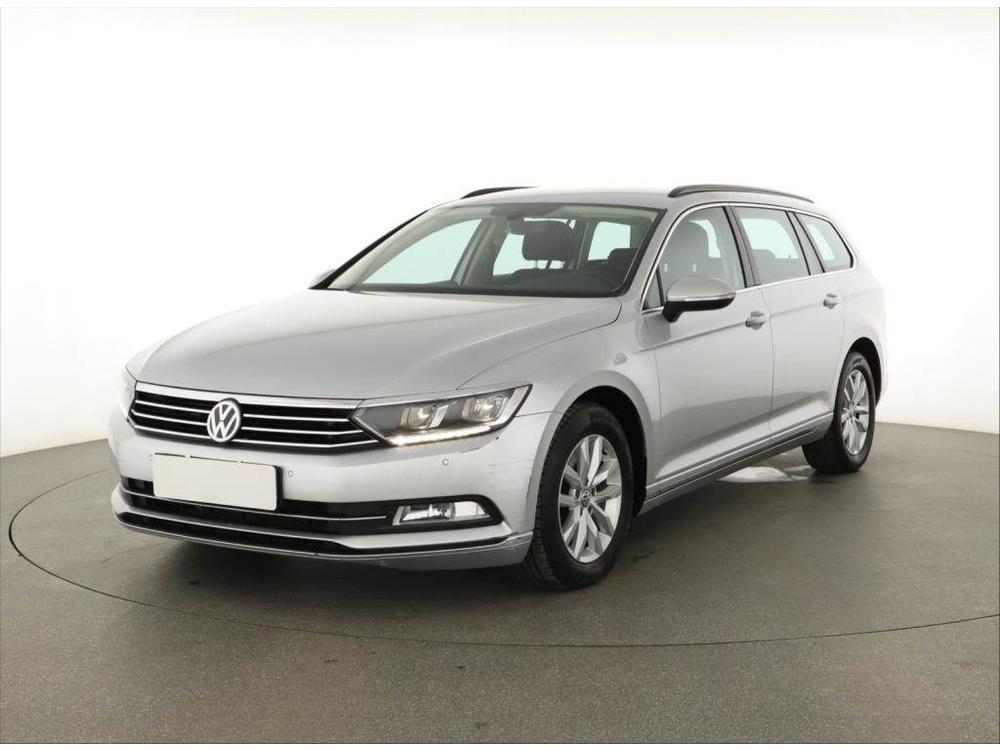 Volkswagen Passat 2.0 TDI, Automat, Serv.kniha