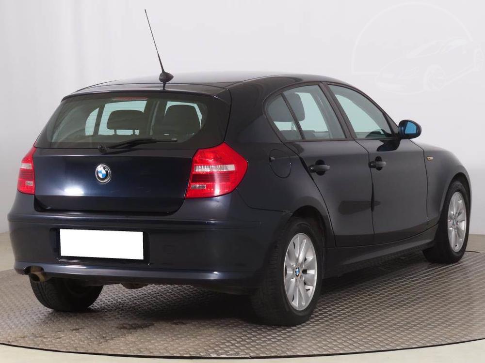 BMW 118 118d, R,2.maj, Serv.kniha