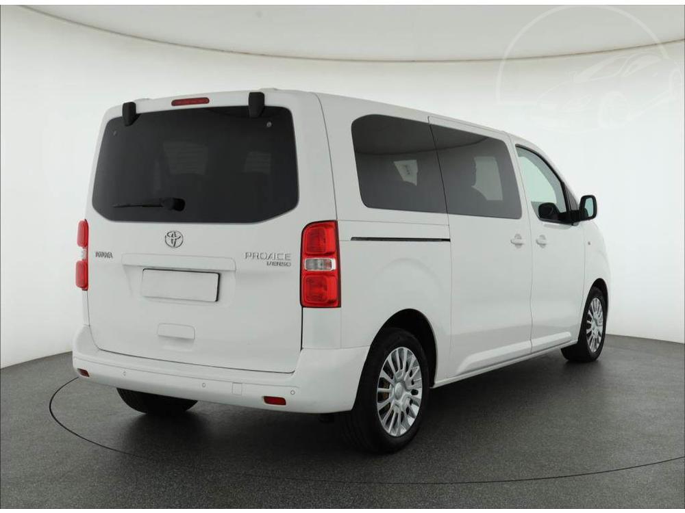 Toyota ProAce 2.0 D-4D, Family, Klima, R