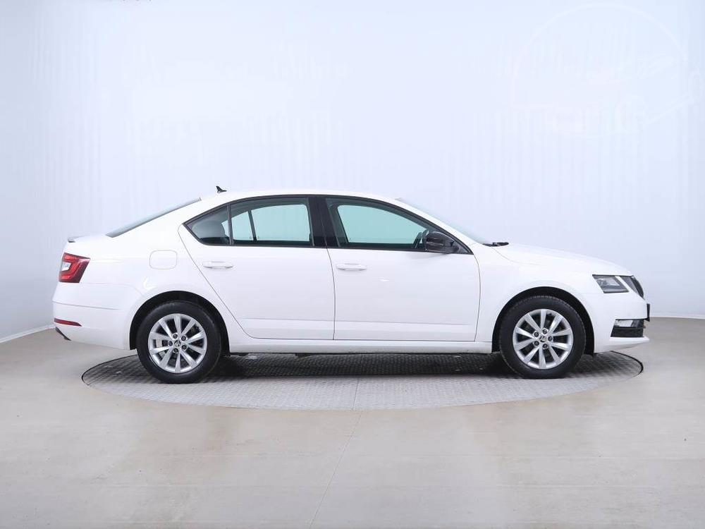 koda Octavia 1.5 TSI, R,2.maj