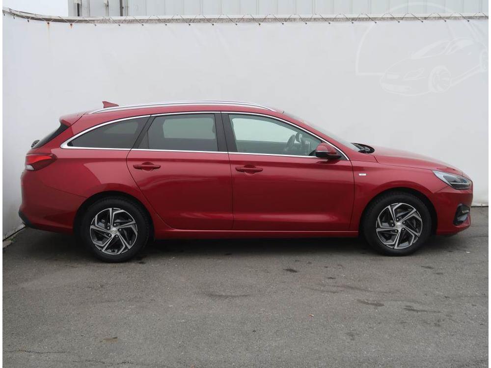 Hyundai i30 1.5 T-GDI MHEV, Smart, R