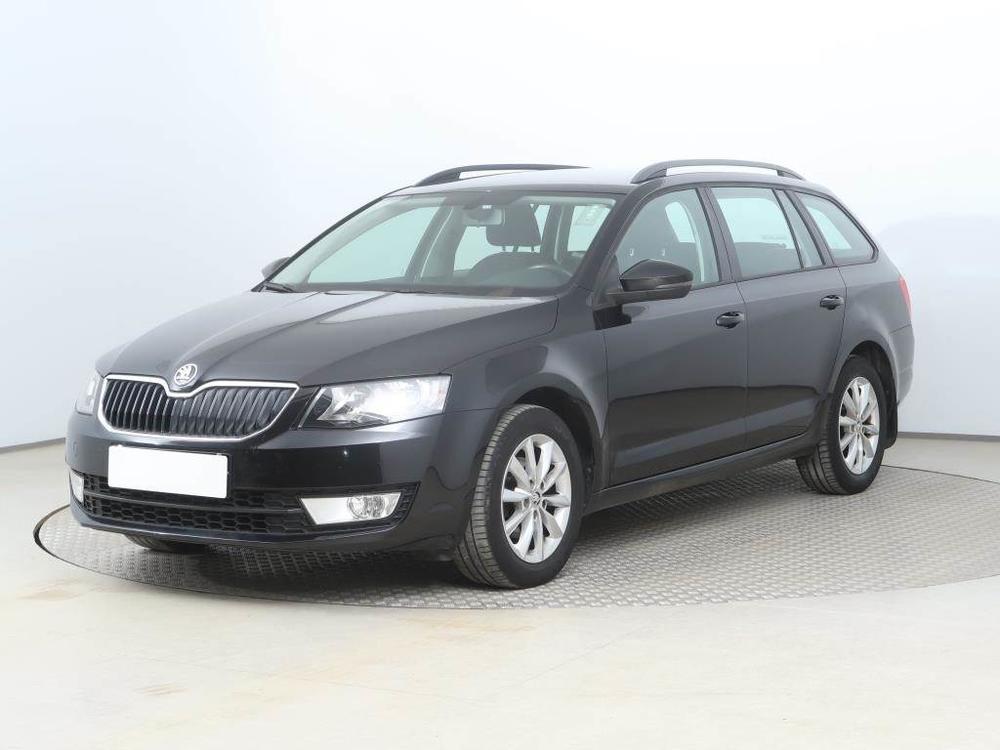 koda Octavia 1.2 TSI, Automatick klima