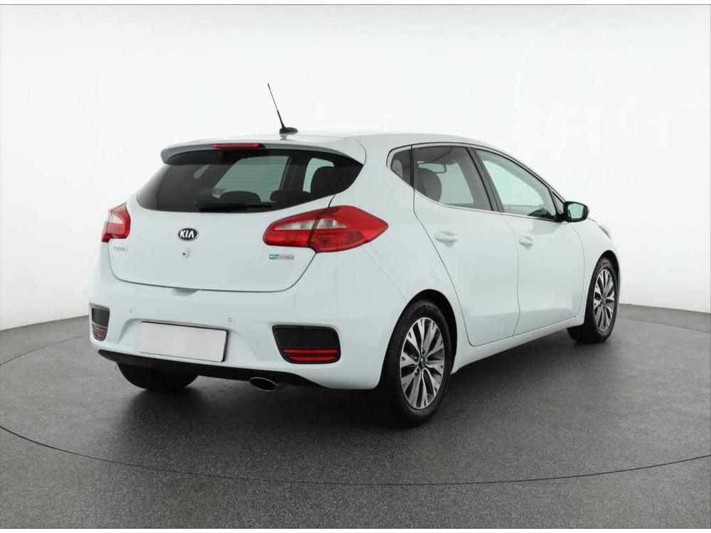 Kia Ceed 1.4 MPI, Serv.kniha, Navi