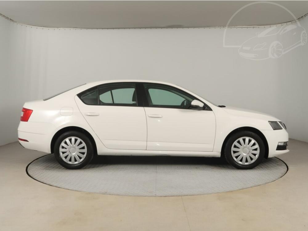 koda Octavia 1.6 TDI, NOV CENA, R,2.maj