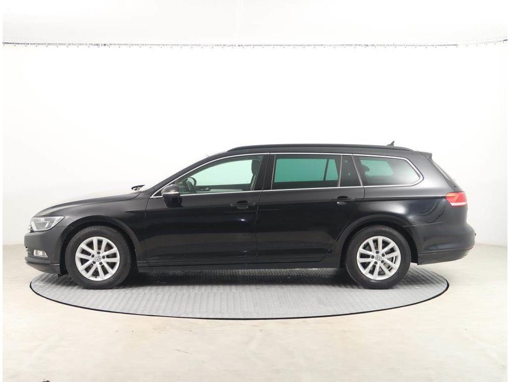 Volkswagen Passat 2.0 TDI, Serv.kniha, Navi