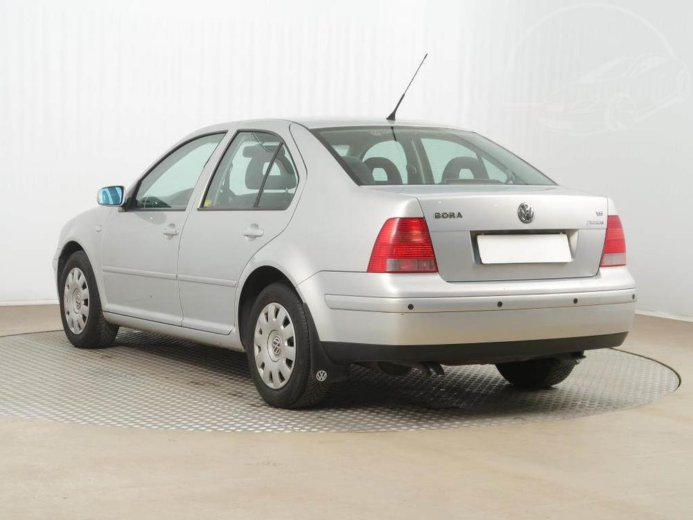 Volkswagen Bora 1.6, Serv.kniha, po STK