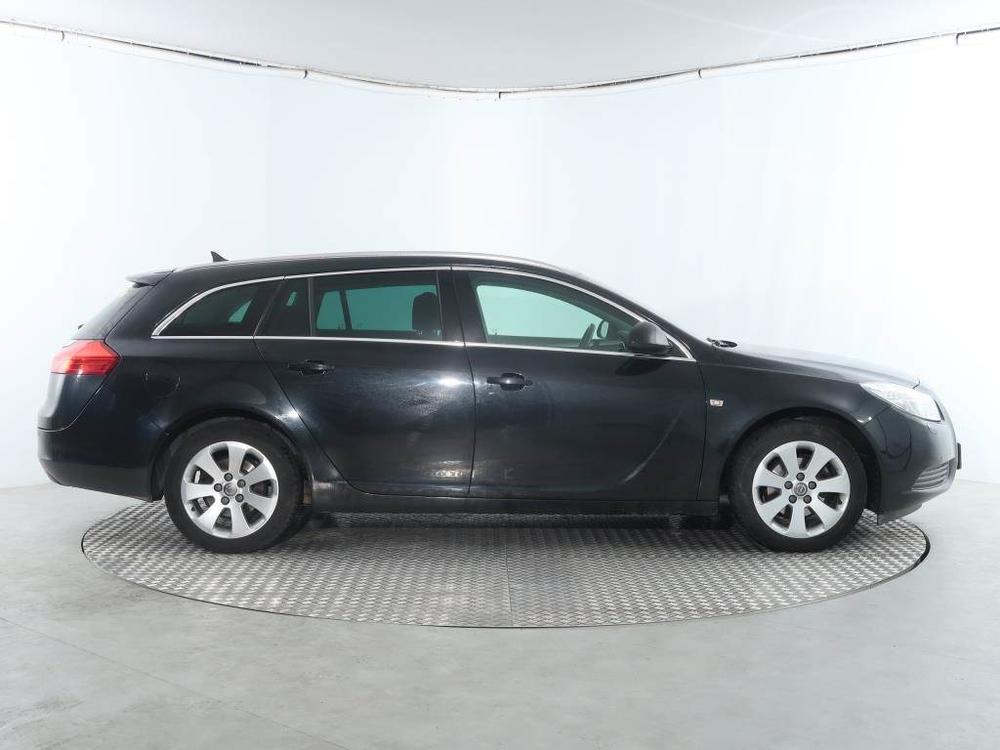 Opel Insignia 1.4 Turbo, NOV CENA, LPG