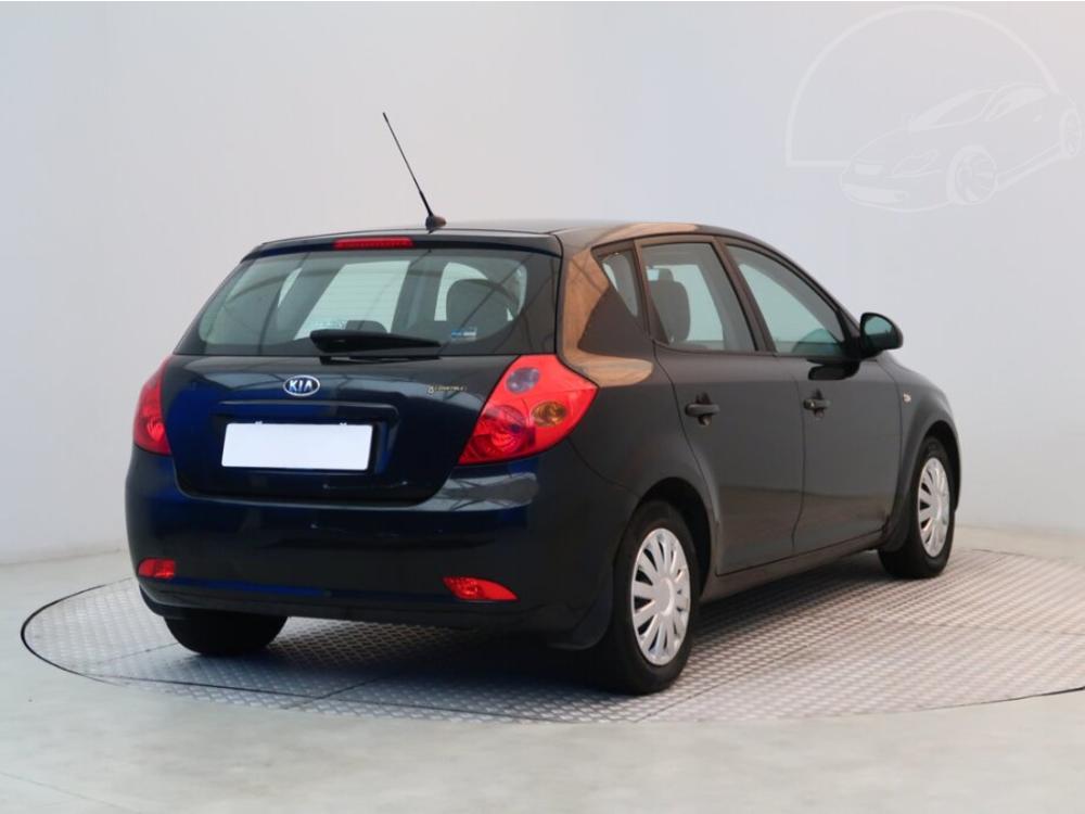 Kia Ceed 1.6 i, NOV CENA, v provozu